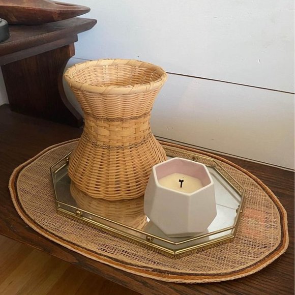 Wicker Flower Pot w/ Plastic Liner - Picture 1 of 6